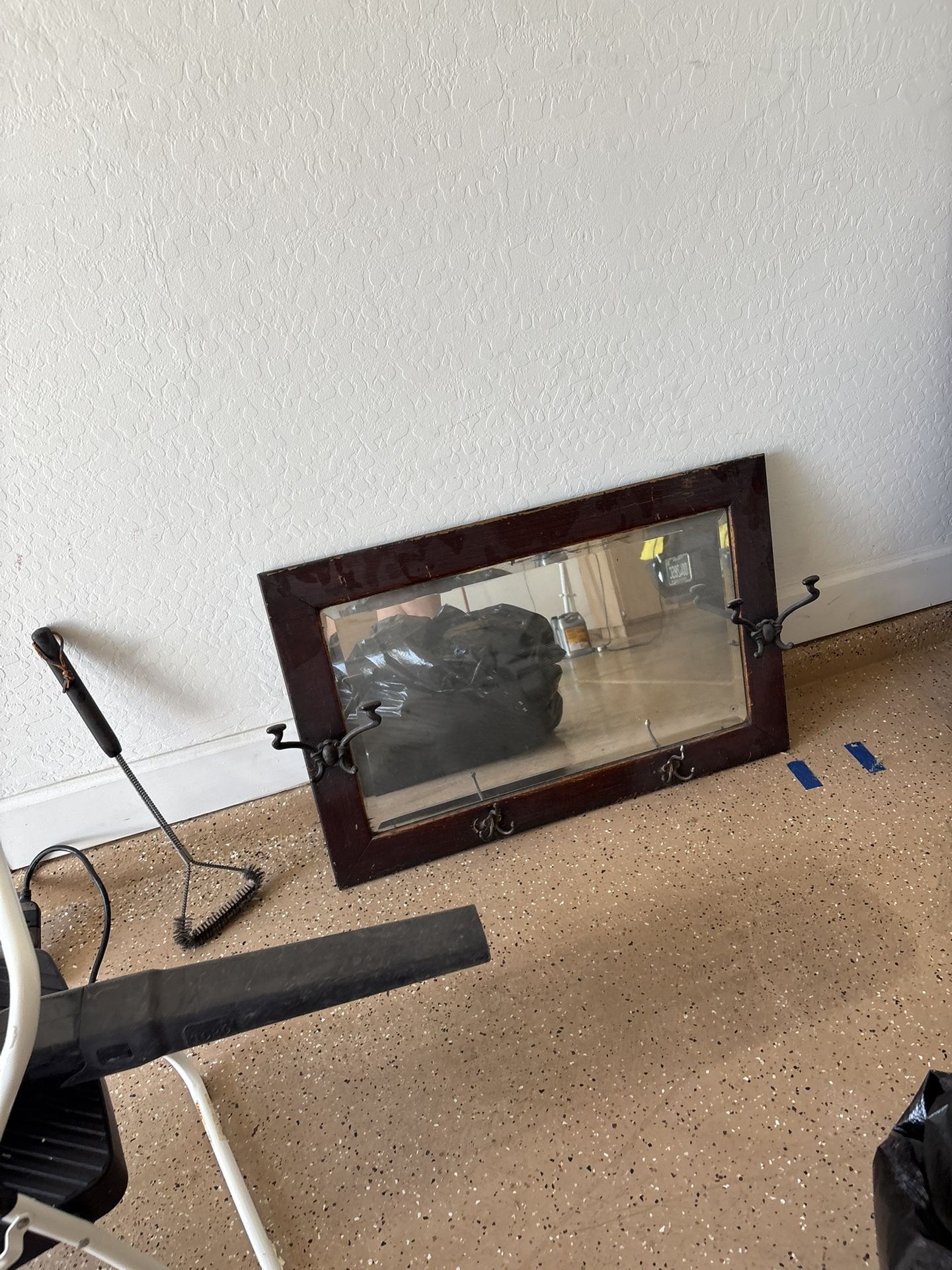 ANTIQUE MIRROR