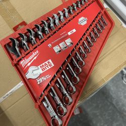 Milwaukee Wrench Set