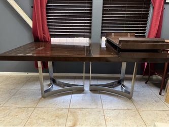 82” - 122” w/2 leafs dinning table