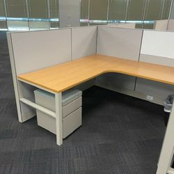 6'x6' Steelcase Cubicle For Sale