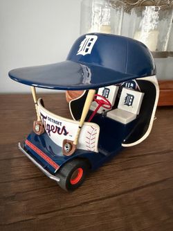 Danbury Mint Tigers Bullpen Cart