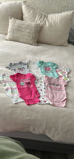 Baby Onesies Bundle (Size 3-6 Months) In Excellent Condition 