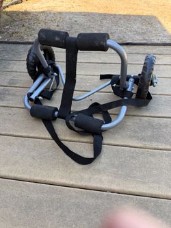 Rolling kayak carrier