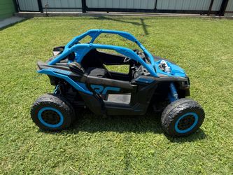 Can Am 24V 4WD Maverick UTV kids ride on bought new at Sams Club