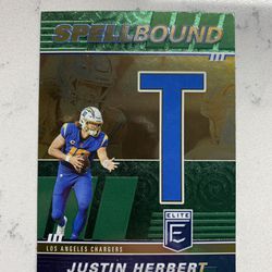 Justin Herbert 2022 Elite Spellbound Green Insert Card #7 Los Angeles Chargers