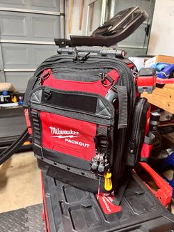 Milwaukee pack out structured backpack