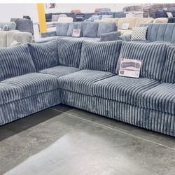 Seccional Nuevo En Su Caja