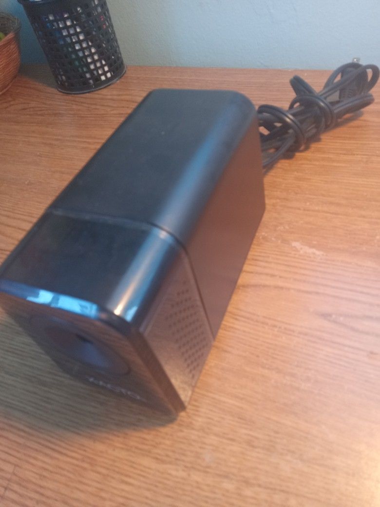 Office Electric Pincel Sharpener Works Good
