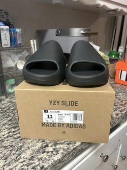 adidas gazelle silver green womens YEEZY SLIDE SLATE MARINE  Sports Dimension