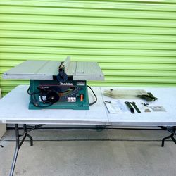 Makita Tablesaw Portable Lightweight with Tools and Original Manual