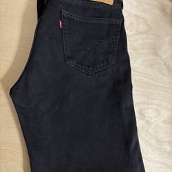 Men’s Levi’s 505 Size 35x32 ( Great Condition)