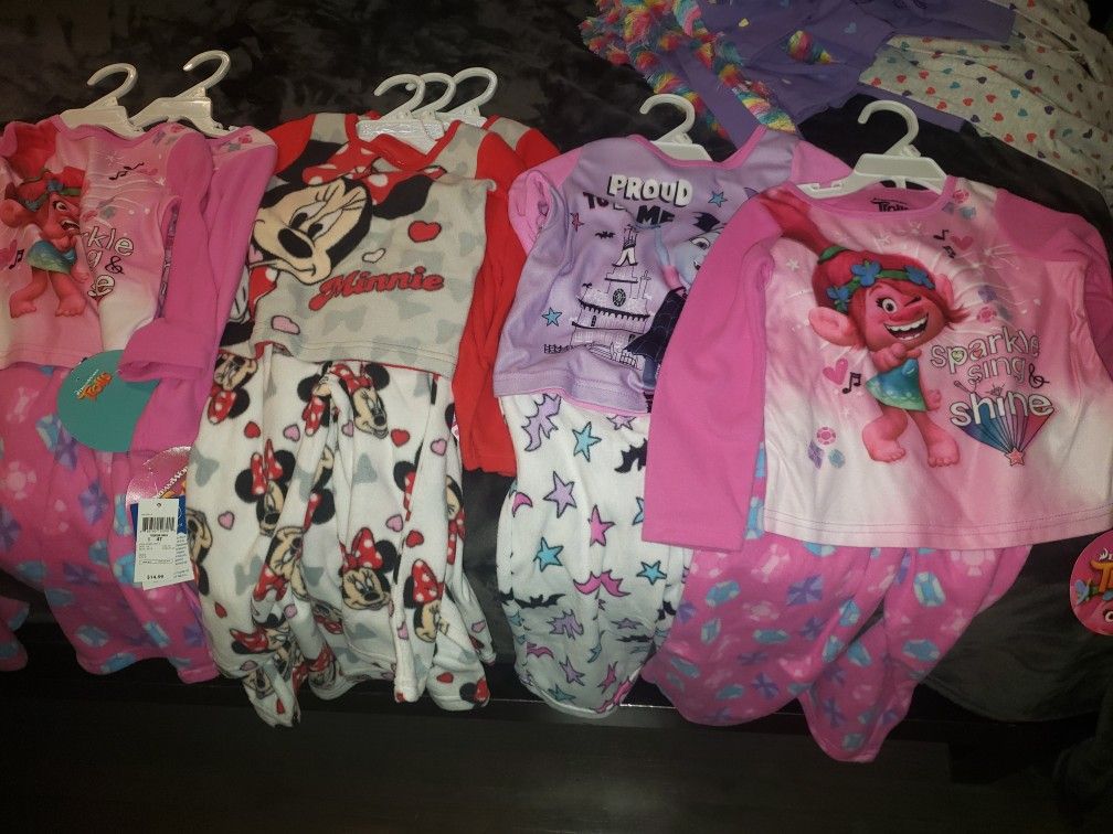 Make me an offer for all baby clothing