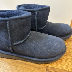 Women Ugg Boots Size 6