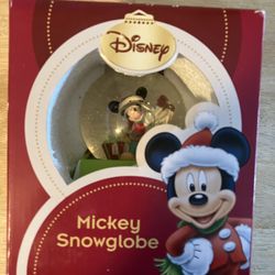 Mickey Mouse Large Snow globe 