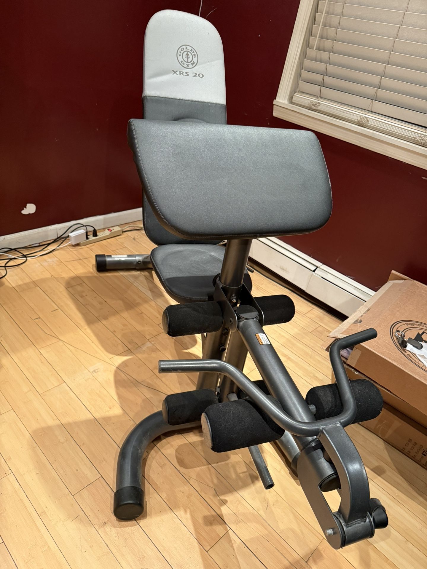 Gold’s Gym XRS 20 Exercise Bench