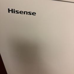 Read Description Hotpoint 6.9-cu ft Chest Freezer Convertible to Refrigerator Read Description( White ) 