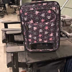 Used Carry On Size Roller Suitcase