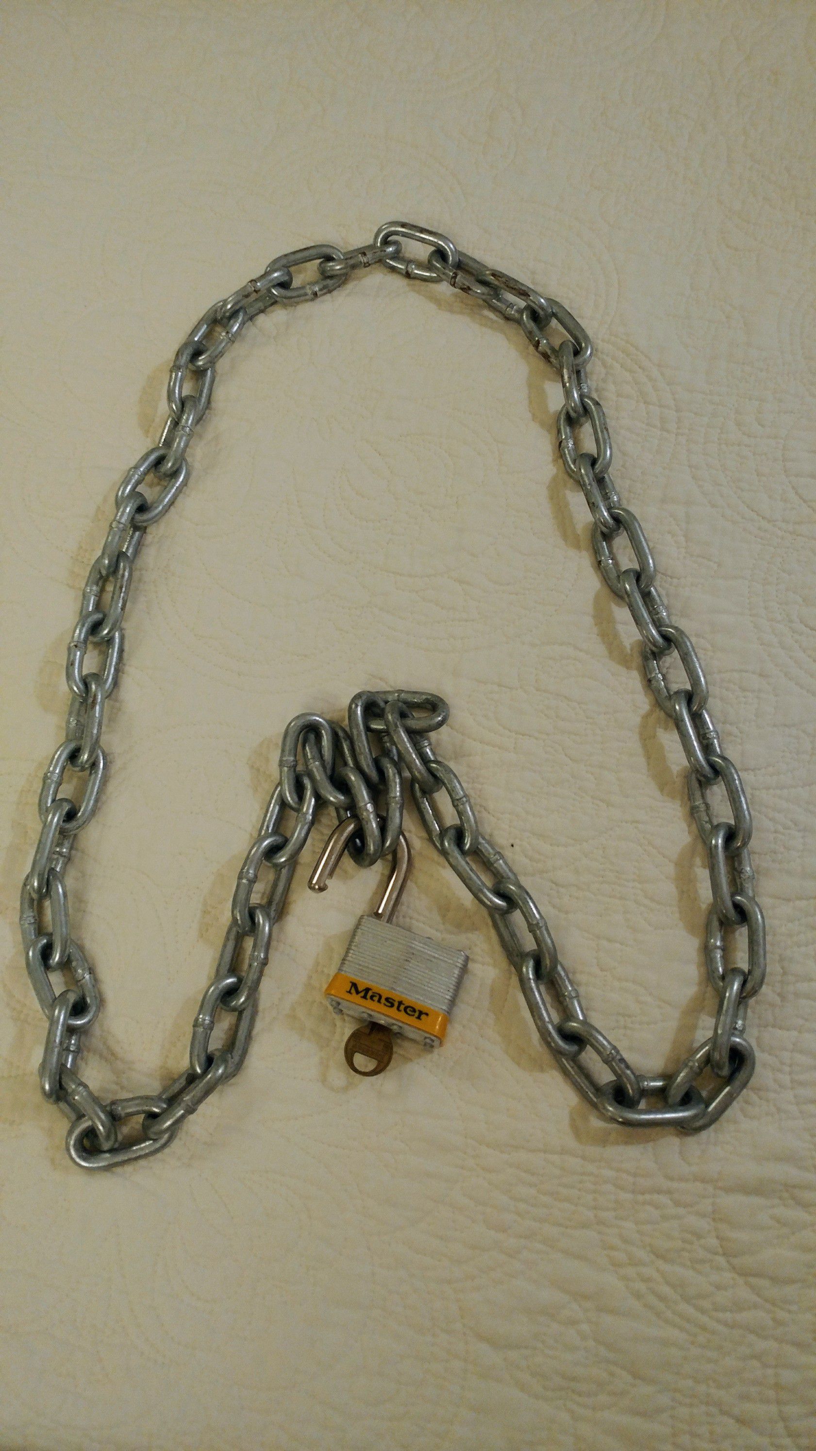 Heavy chain 6 foot and lock