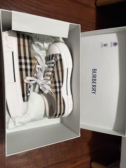 Burberry Women’s Shoe