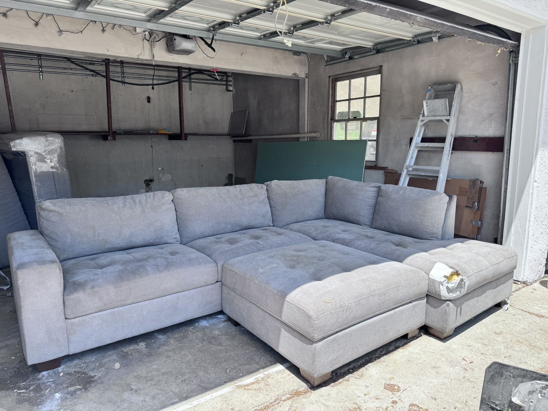 Tomasville Grey sectional couch