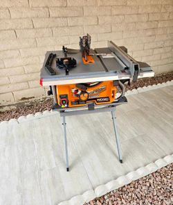 RIDGID corded 10 in. Table Saw With Folding Stand
