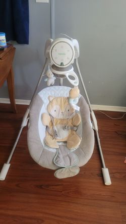Baby bassinet /swing