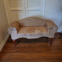 Accent bench