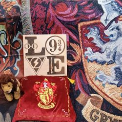 Harry Potter Stuff/ Gryffindor 