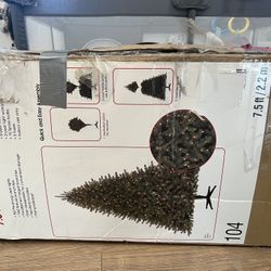 Pre lit Christmas Tree