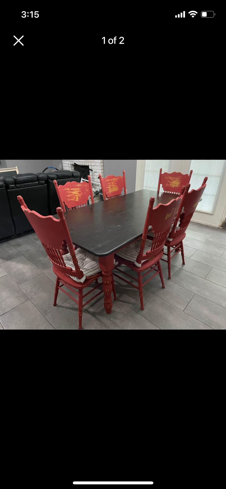 Dining Room Table And Chairs 