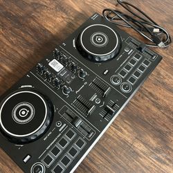 Pioneer DJ DDJ-200 Rekordbox Smart DJ Controller 