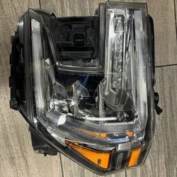 Gmc Sierra 1500 Left Headlamp Oem