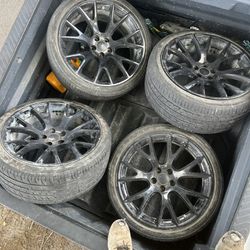Hell Cat Aftermarket Rims And Tiers 