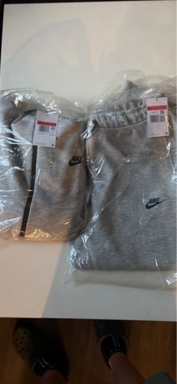 Nike Tech Set