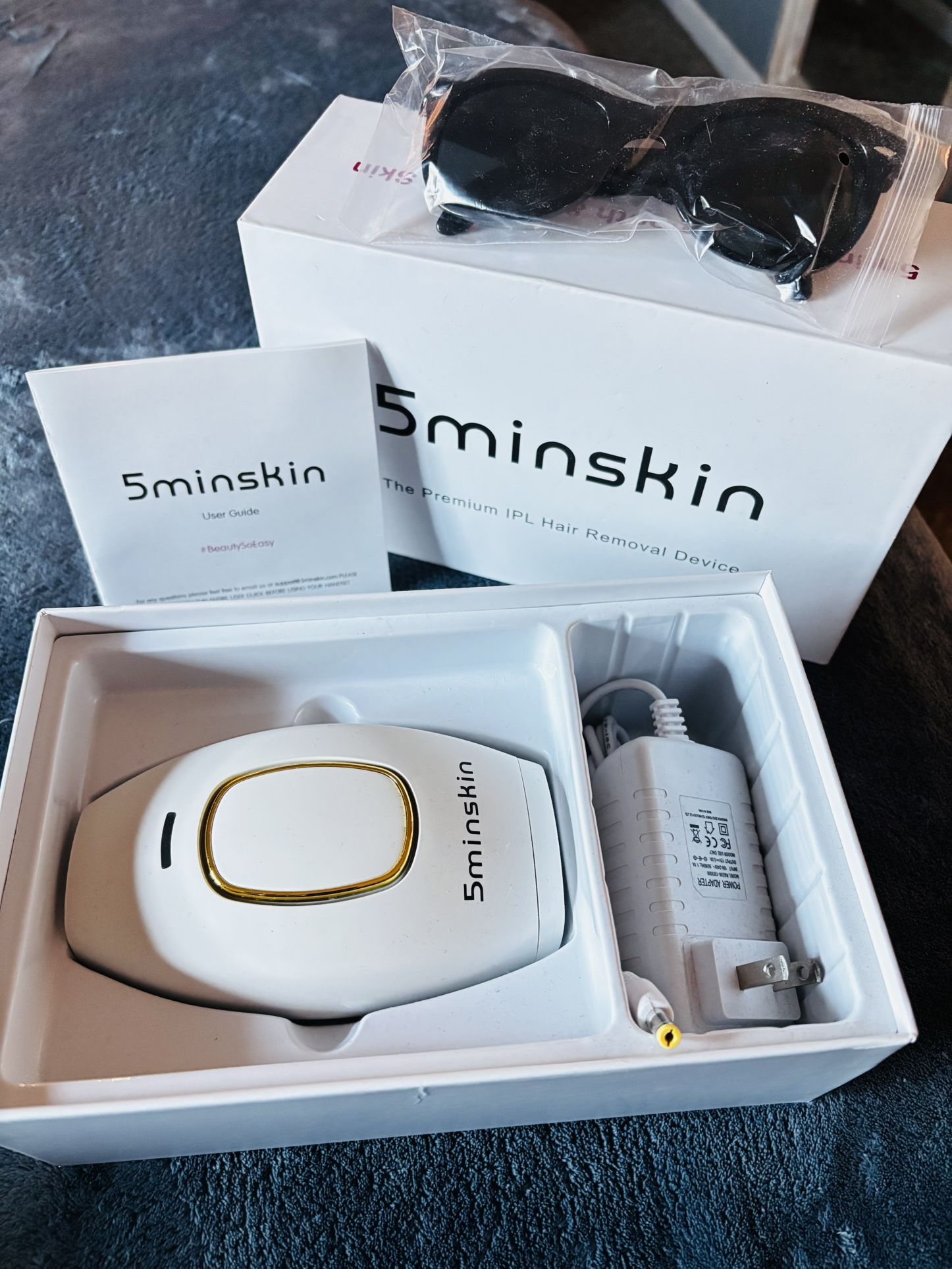 5minskin SkinGlow IPL Hair Removal Device Complete Set w/ Sunglasses-NIB