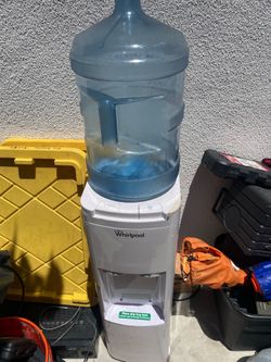 Water dispenser with Gallon