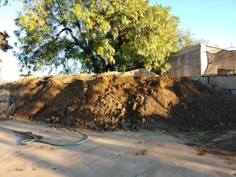 Free dirt including delivery 100 yards