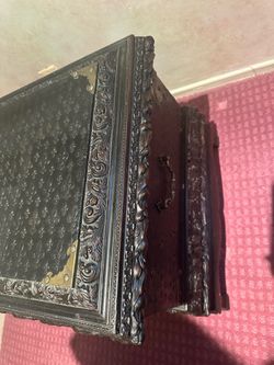 Wooden Storage Chest trunk vintage-style