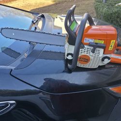Stihl MS 250 Chainsaw 