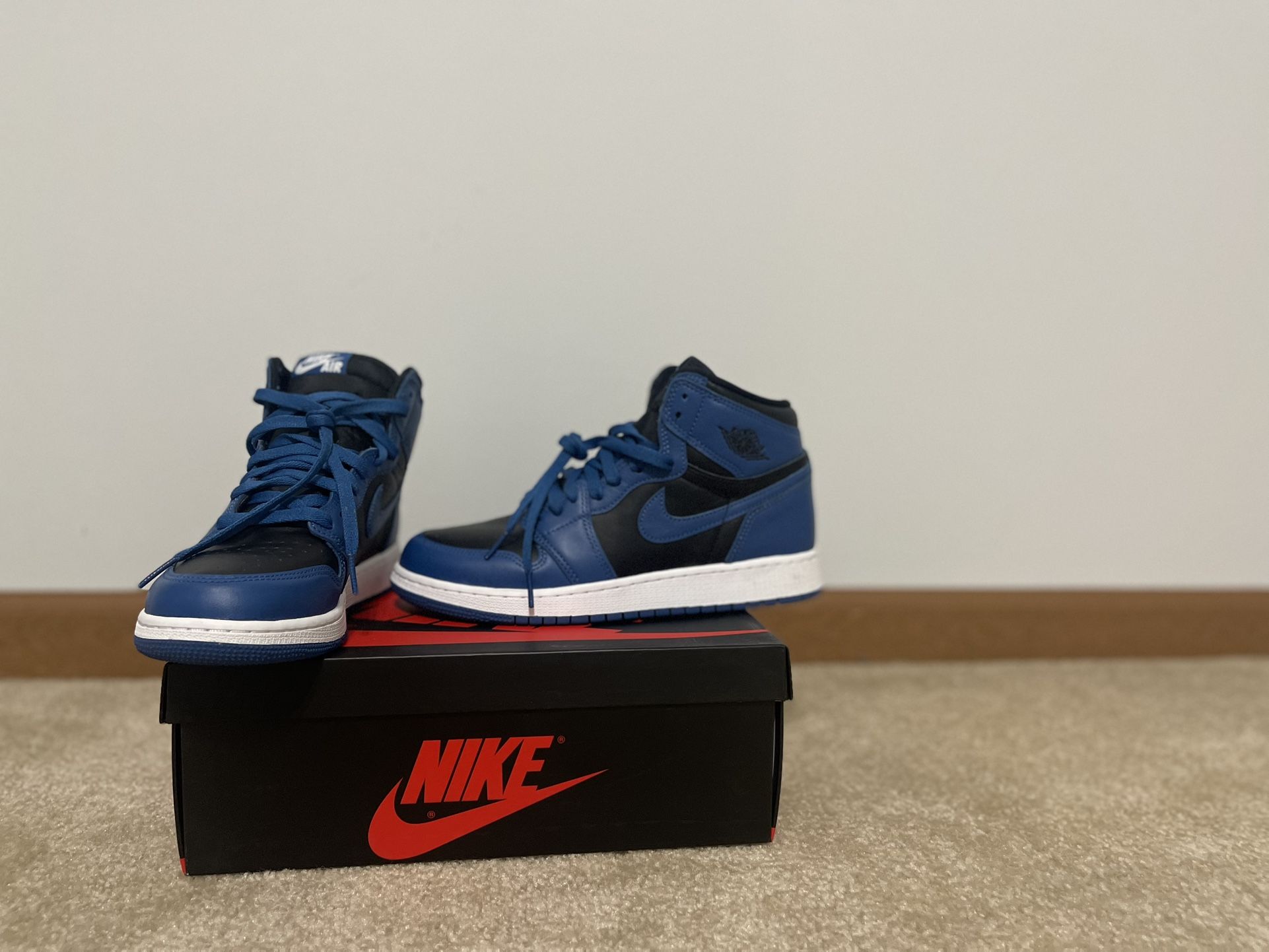 Air Jordan 1 Retro High OG GS/ Royal Blue