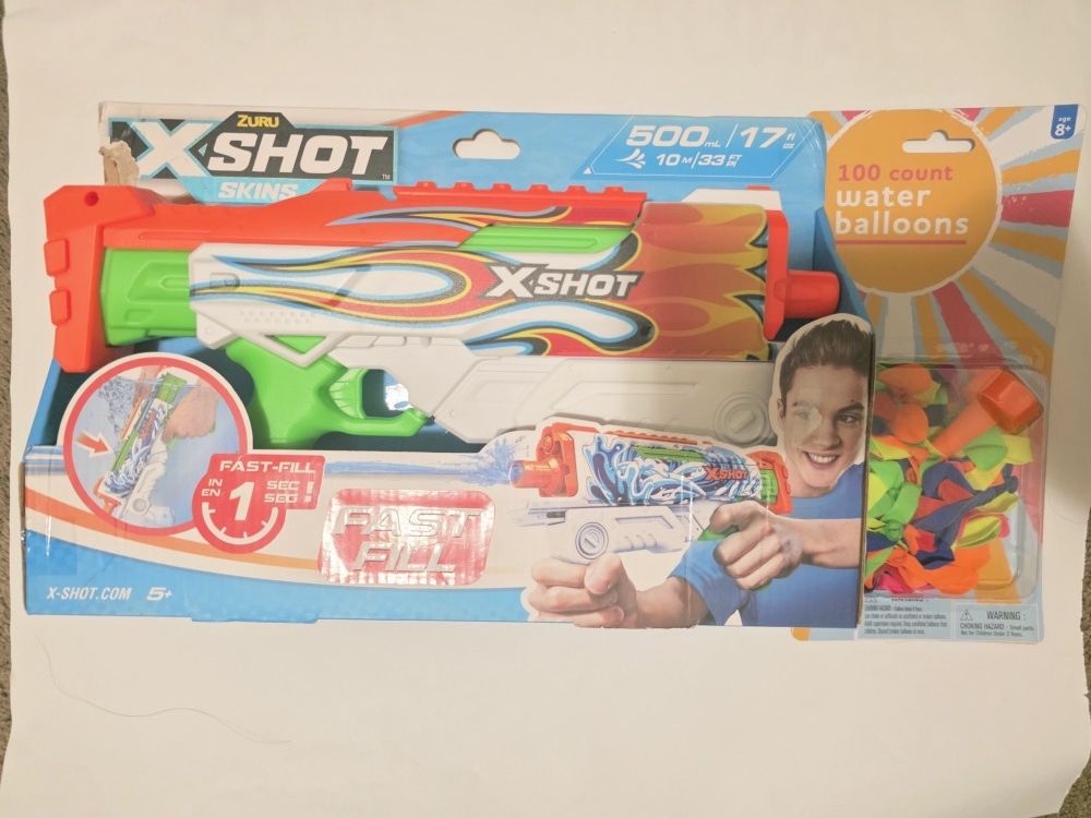 Water Gun +100 Water Balloons