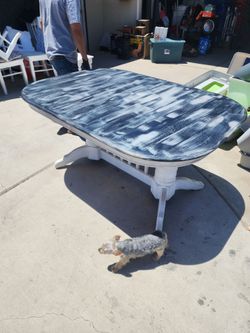 Dine table