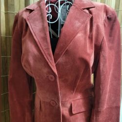 WOMAN'S  SUEDE LEATHER JACKET/BLAZER 