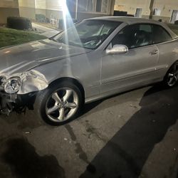 2004 DROP TOP MERCEDES BENZ 