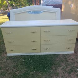 Dresser & Queen/ Full headboard