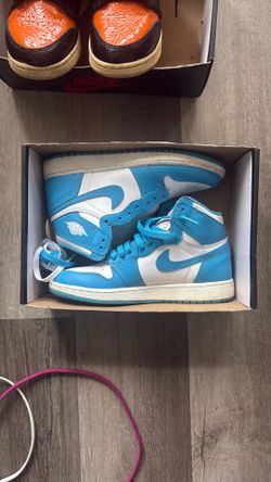 Jordan 1 UNC