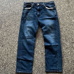 Dark blue Levi’s Jeans 505’s