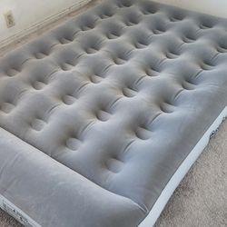 Blow Up Mattress (Bestway)