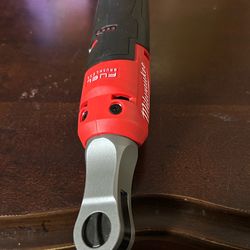Milwaukee M12 Fuel 3/8” Ratchet