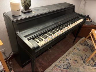 Free Wurlitzer upright piano